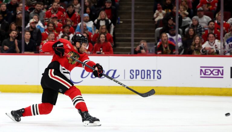 Blackhawks' offensive woes could be alleviated by a Taylor Hall resurgence