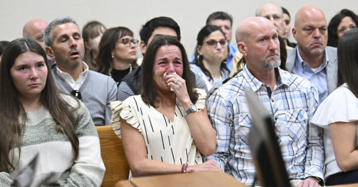 Last frantic texts sent by Laken Riley's mother before student found dead revealed in court