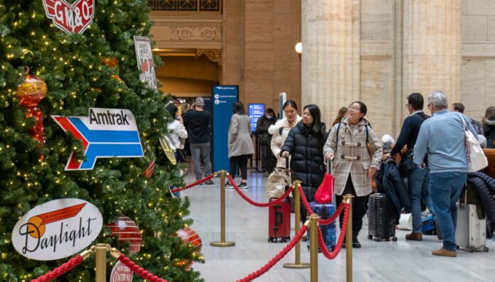 Union Station buzzes with holiday anticipation on biggest travel day of the year before Thanksgiving