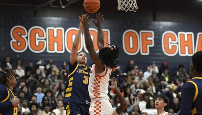 Ahmad Lee's clutch shot helps Lincoln Park hold off Young's comeback