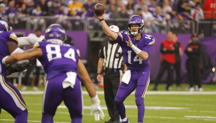 Bears' next opponent: Vikings' Sam Darnold throws with career-high 347 yards and 5 TDs to beat Falcons 42-21