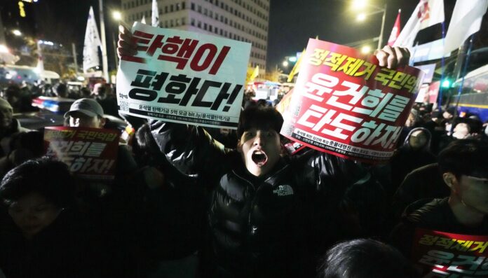 Chicago's Korean community reacts to political turmoil in South Korea