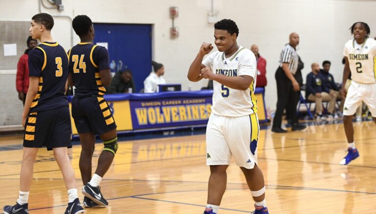 Kamari Hamlin's clutch free throws clinch Simeon's win against Lincoln Park