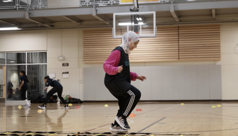 Muslim girls around Chicago are playing sports and celebrating their faith while doing it