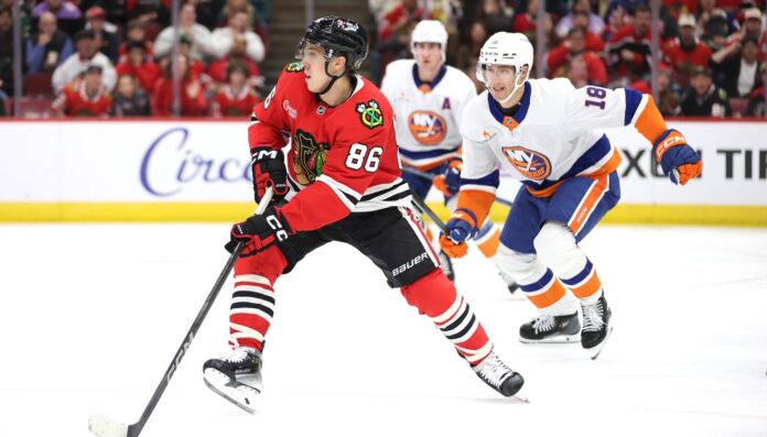 Teuvo Teravainen ignites Blackhawks' offense in win over Islanders