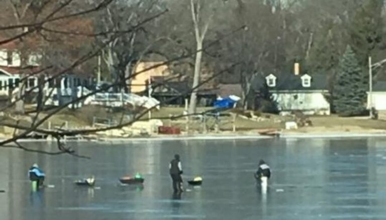 Updating ice-fishing regs around Chicago-area public sites